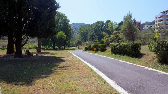 Kopshti i ri Zoologjik ne Tirane
